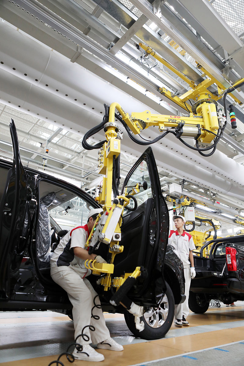 重庆轻工业学校2020年汽车维修与服务招生(中专+大专)