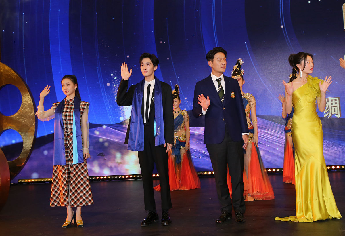 写谢玉银节日脚本