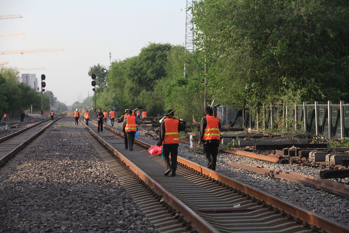 贵阳2020年铁路学校学什么最好？- 铁路建设和维护专业推荐