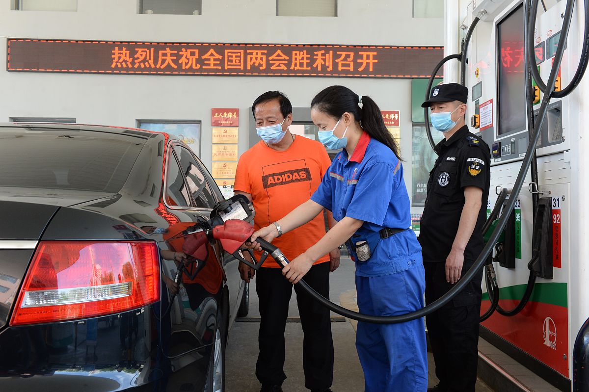 提升加油站管理工作质量：1000字建议及方法
