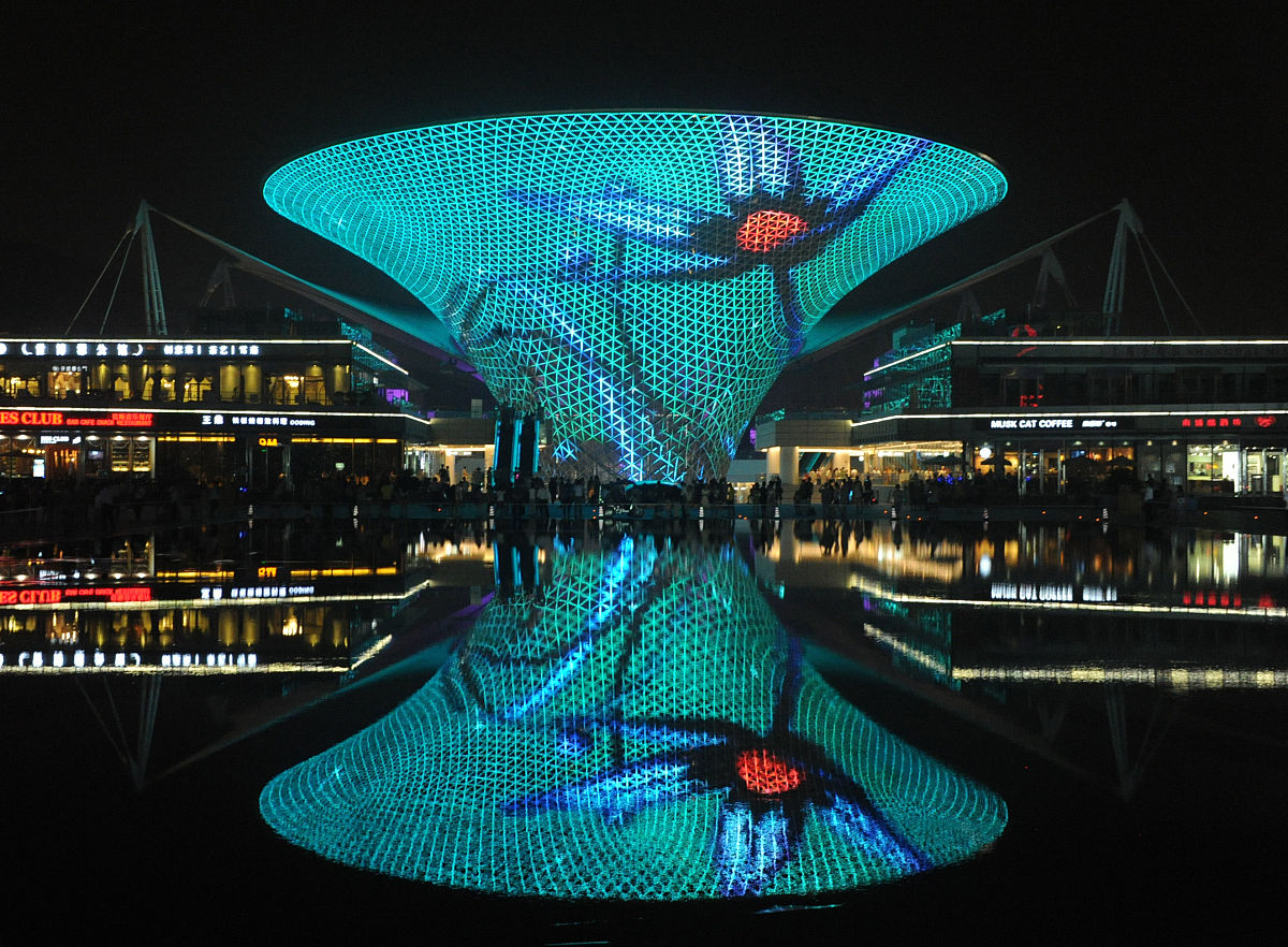 中国动画电影现代化与国际化：技术革新与文化融合