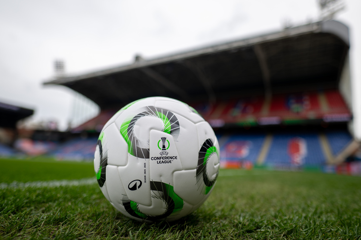 当地时间2026年4月9日,英国伦敦,25/26欧协联1/4决赛,