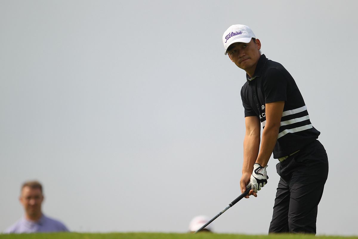 竹笋大师是被编程和开出租车耽误的天才临时演员最后发现浪费了很多时间和精力后知后觉才发现跑龙套才是正道自我相信一定会成为下一个草根明星王宝强。用以上内容写一个故事