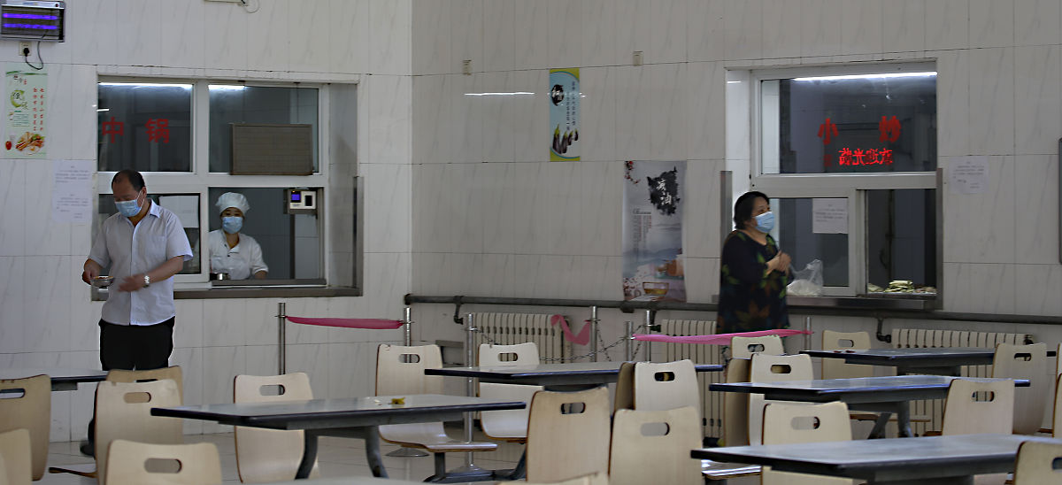 陕西科技技师学院宿舍食堂条件：舒适安全，不断提升