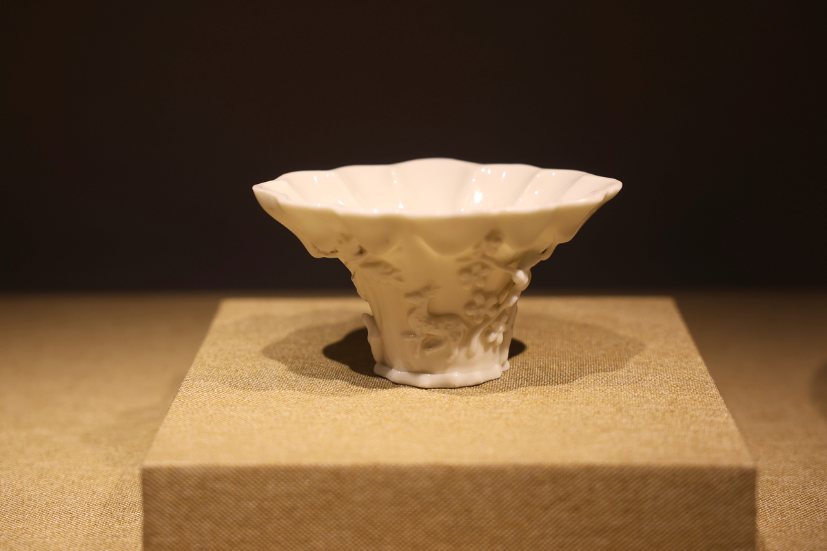 定窑传世：稀世珍宝，价值非凡