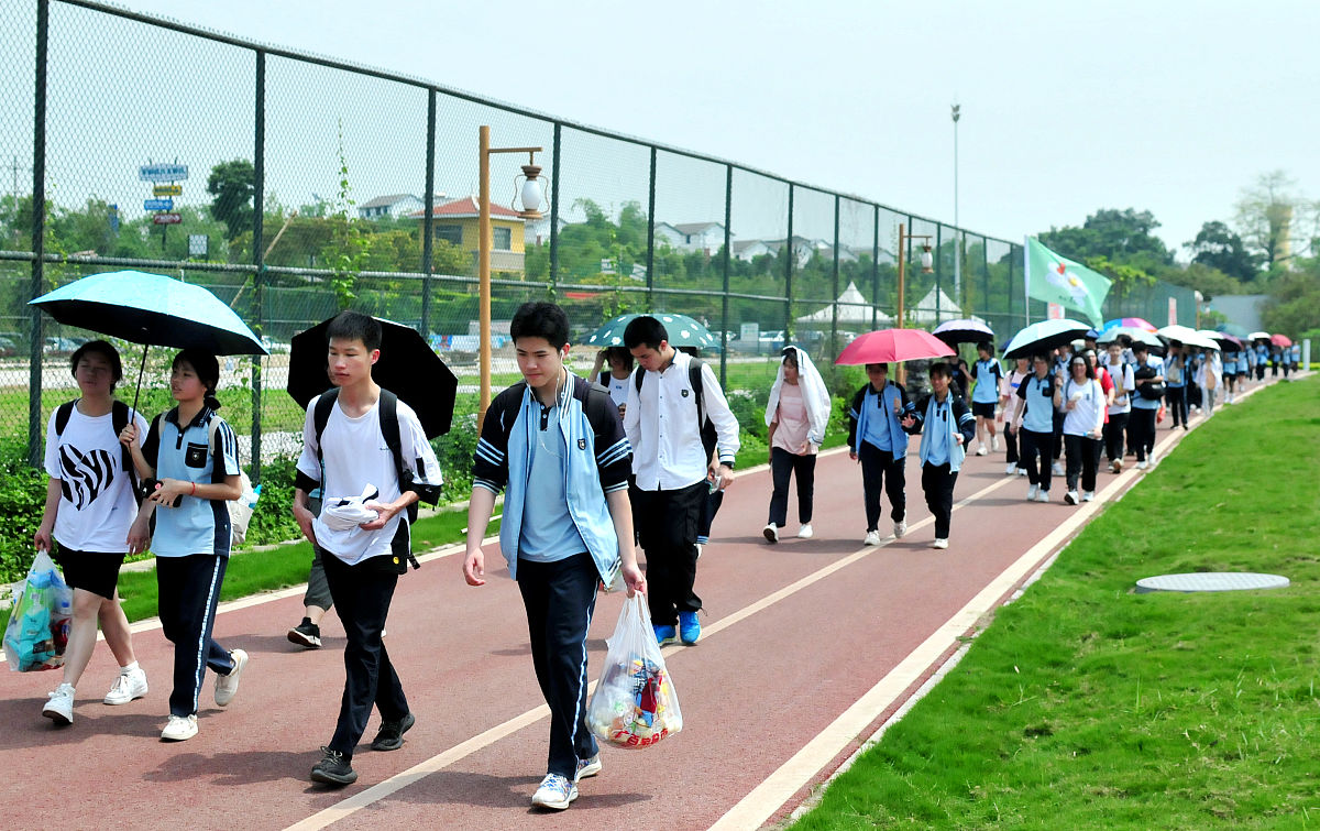 黄冈卫生护理学校护理招生简章