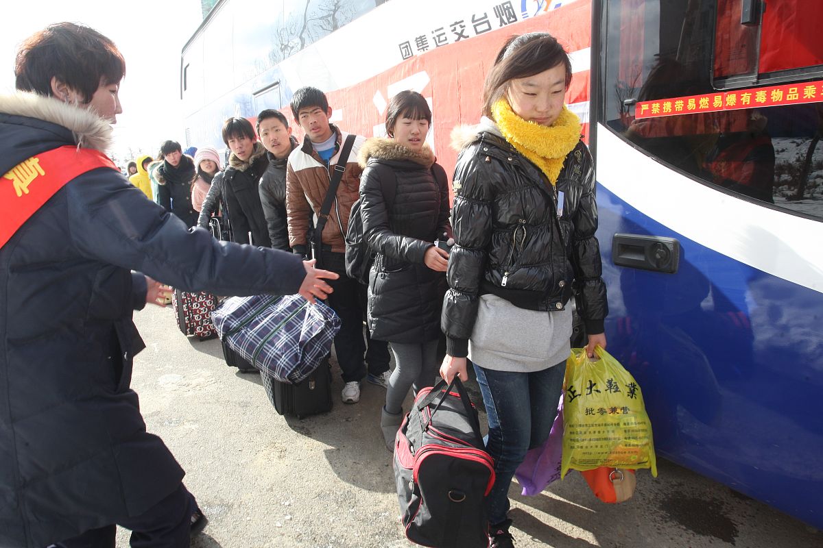 烟台城市服务学院专业介绍：酒店管理、旅游管理、物流管理、电子商务等
