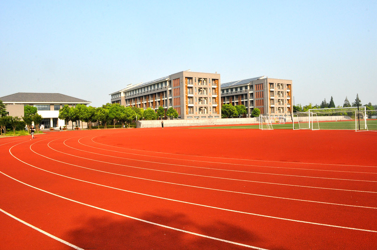 2018年7月28日,上海师范大学附属中学校园风景.