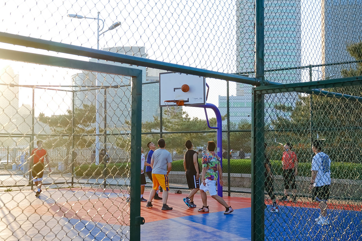 小区篮球框安装计划，您支持吗？