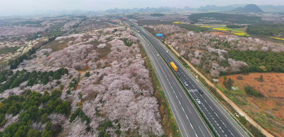 2022年贵阳精工科技学校招生条件：培养高素质技能人才