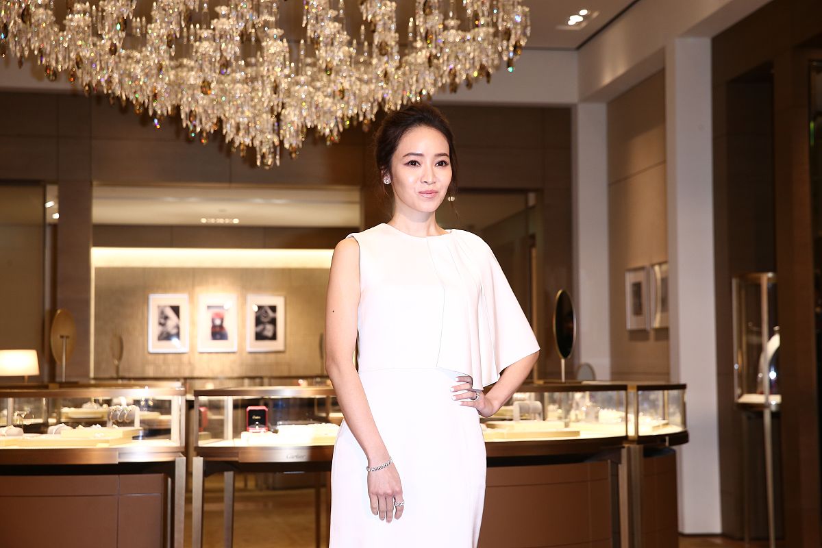 陈洁：来自新加坡的经验丰富的珠宝商人 - Eileen 爱琳