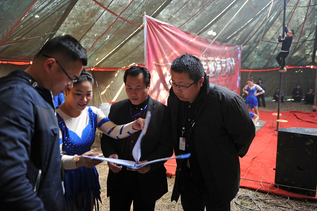 客户服务管理规范：制定流程，明确标准