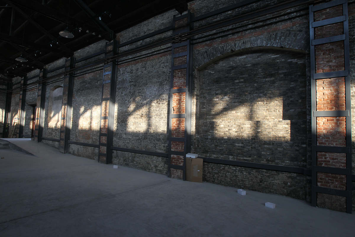 分包商、总承包单位、安装单位和使用单位的区别 - 工程项目角色解析