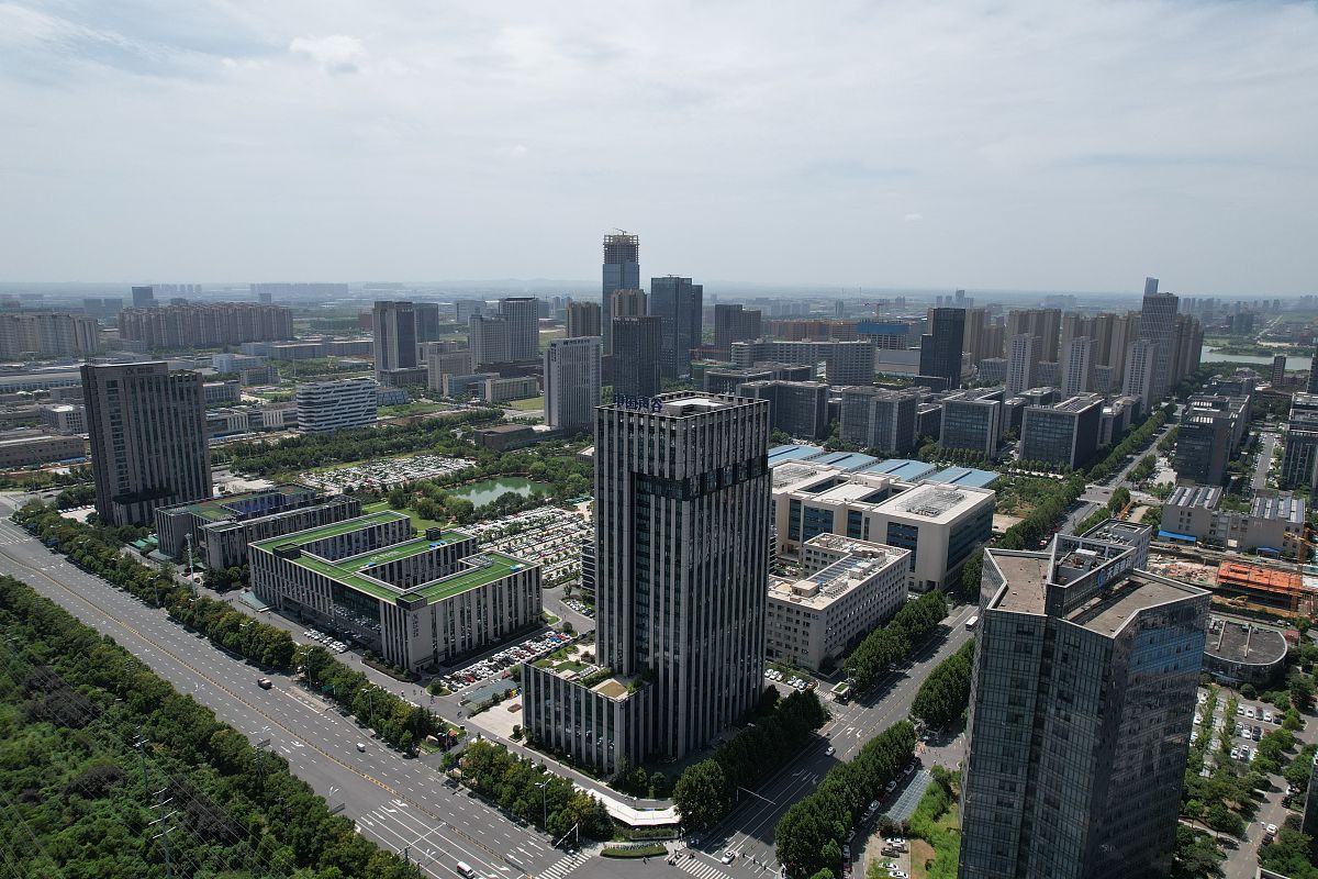 合肥2022年中专好还是高中好