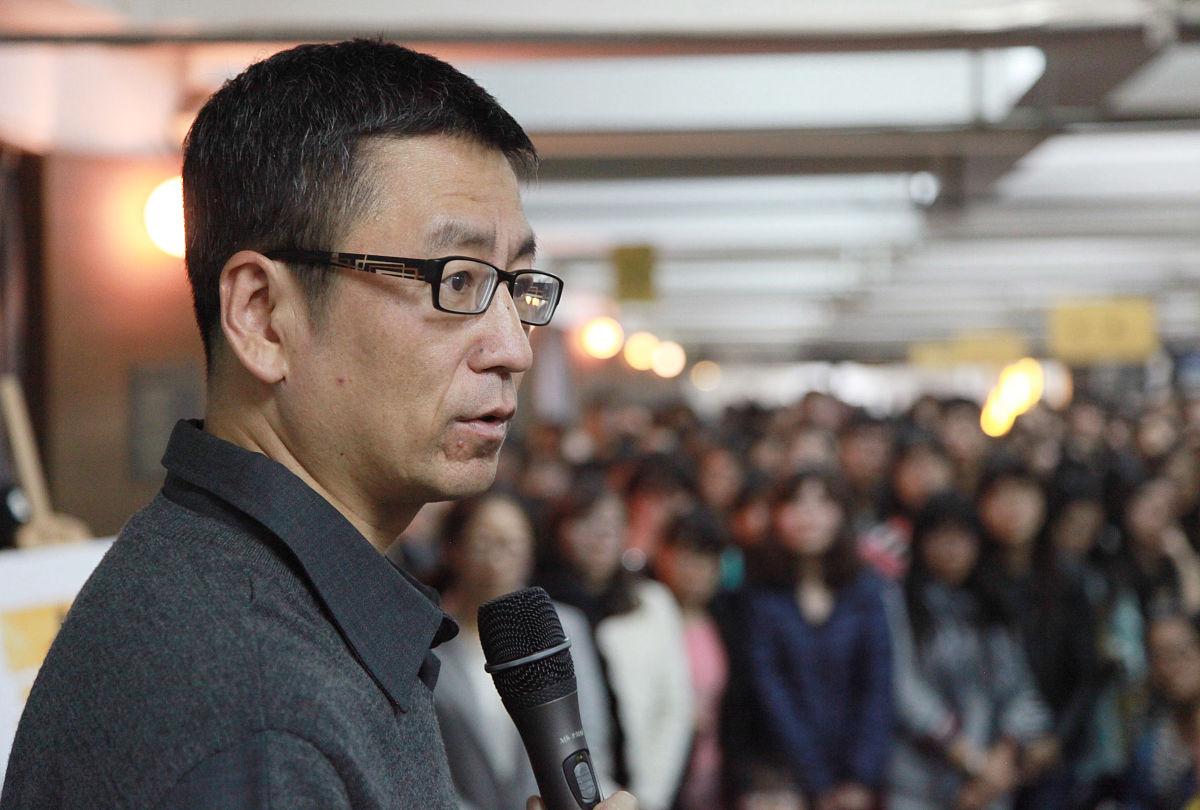 戚桂溢：从软件工程师到电影导演的转型之路