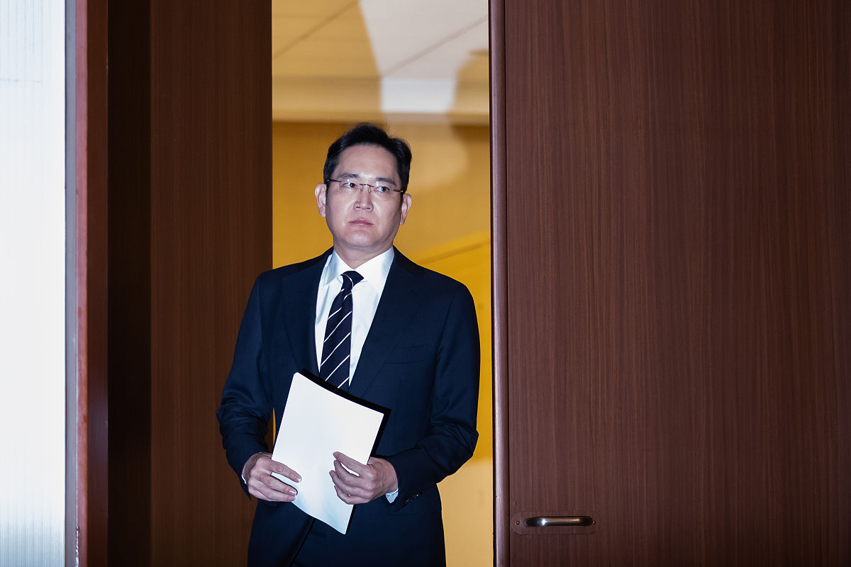 当地时间2020年5月6日,韩国首尔,三星电子副董事长李在镕出席新闻发布