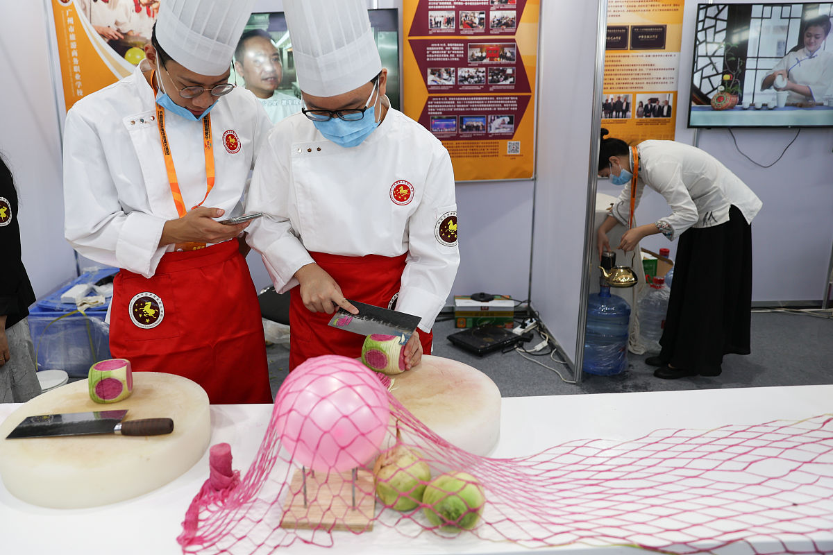 四川成都中等职业学校招生 |  热门专业  | 就业保障