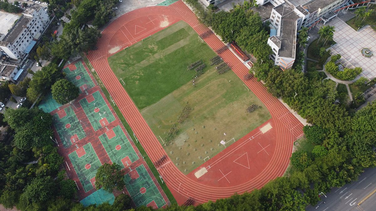 四川省广安实验中学教学条件_校园环境_办学成绩