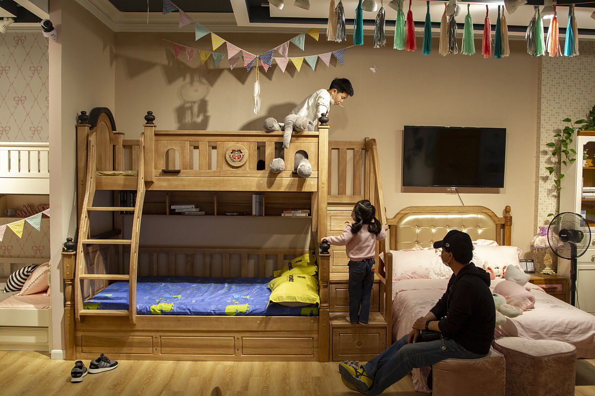 深圳市松堡王国家具有限公司