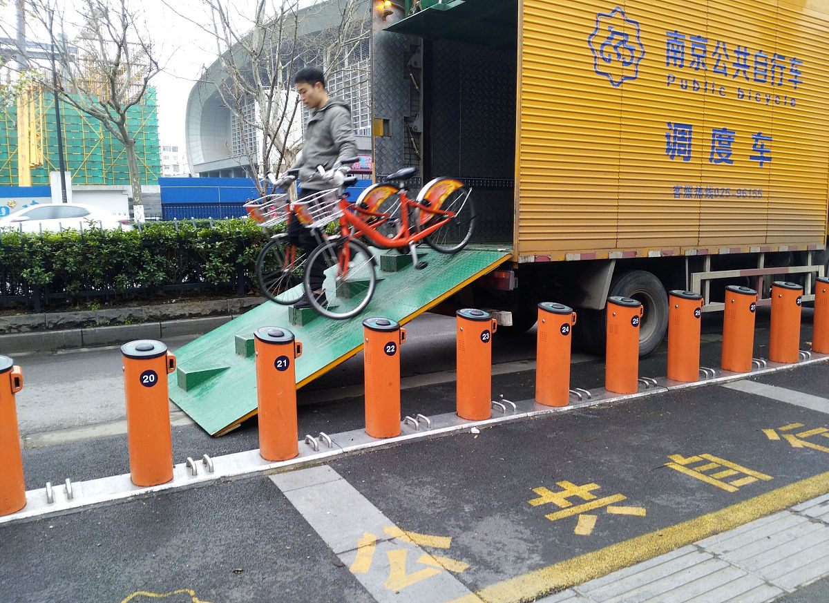 工作内容阻车桩工作要求