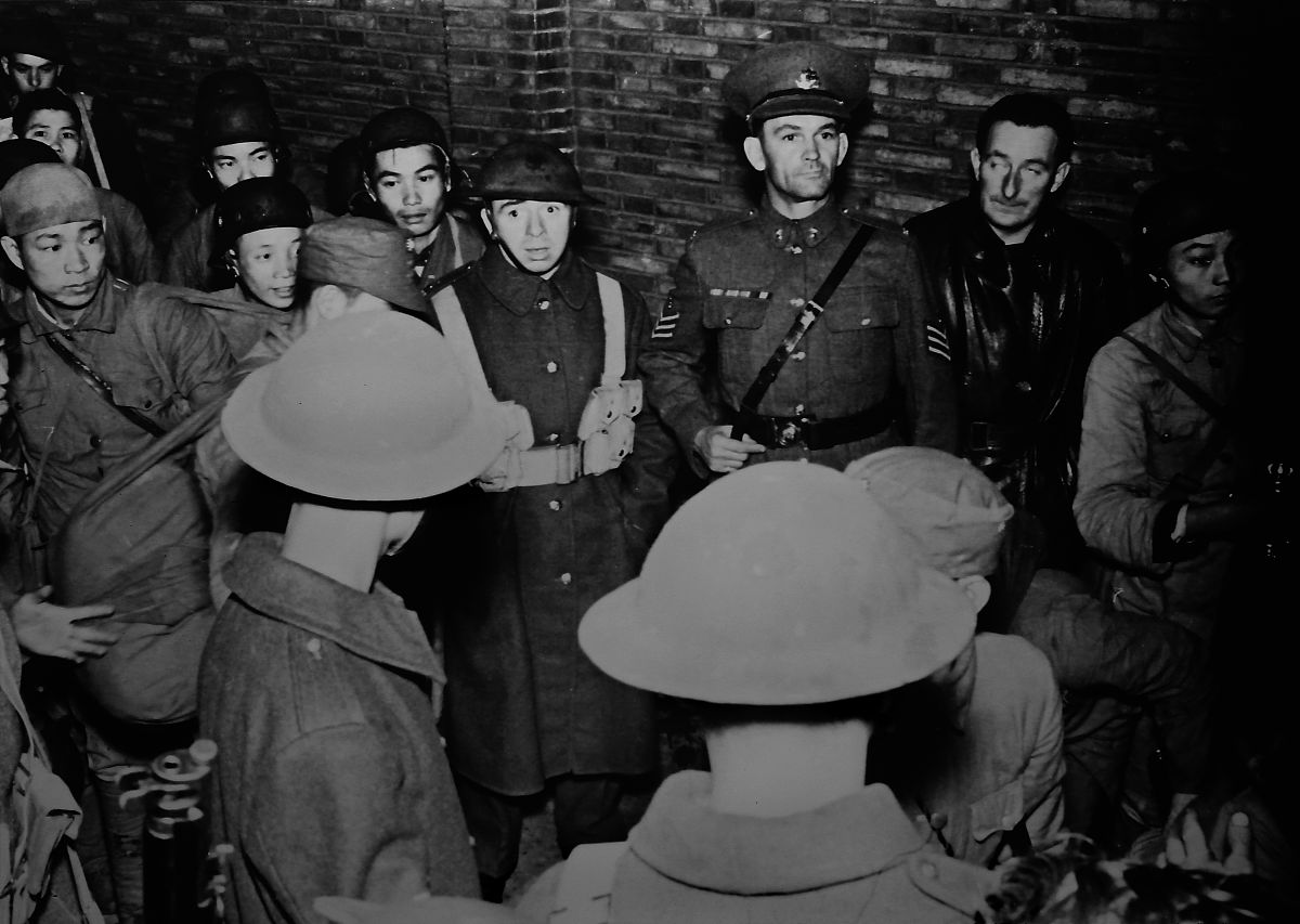 《红旗谱》中朱老忠与严志和的共同点：锁井镇农民的命运与理想