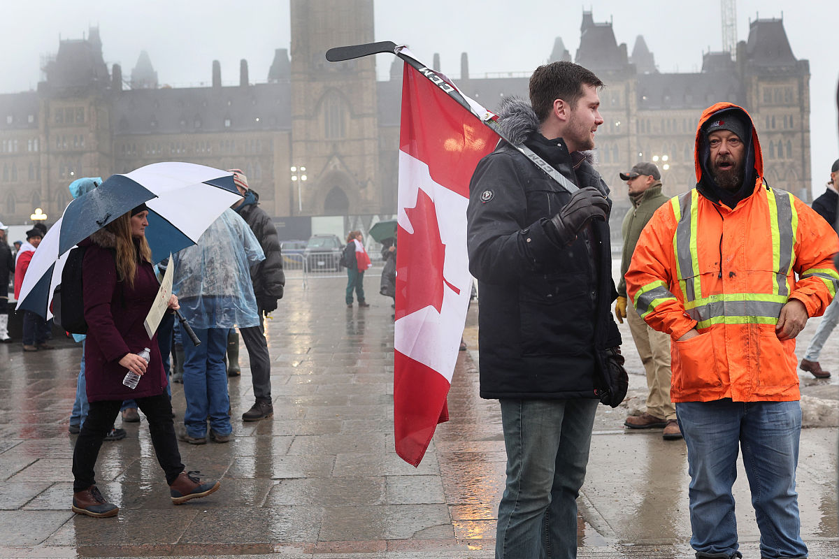 加拿大疫情封锁措施：最新公共场所限制和边境政策