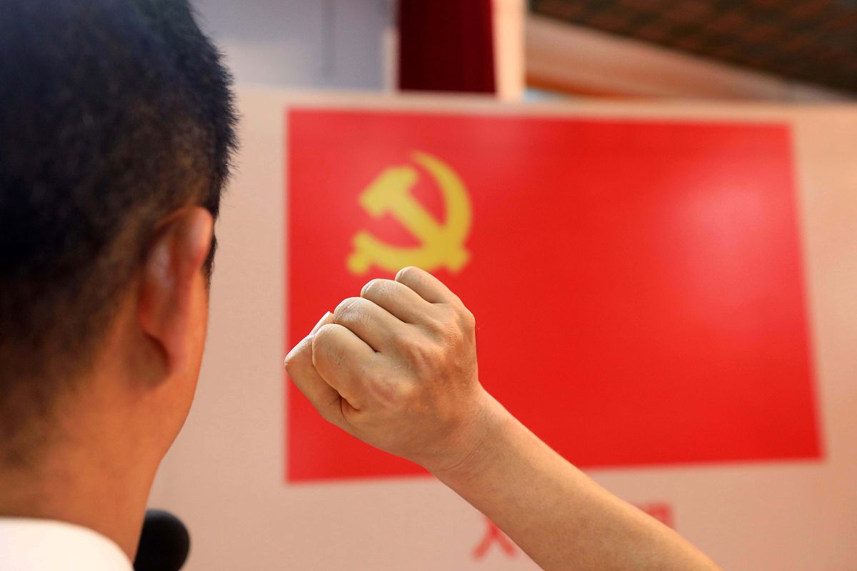 大学生预备党员思想状态积极向上，牢记初心，不断提升党性修养