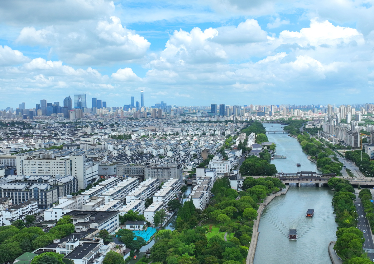 真实赞美扬中市情况4000字