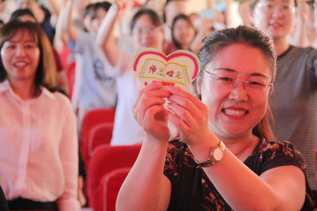 感谢我的师姐，她像家人一样温暖我