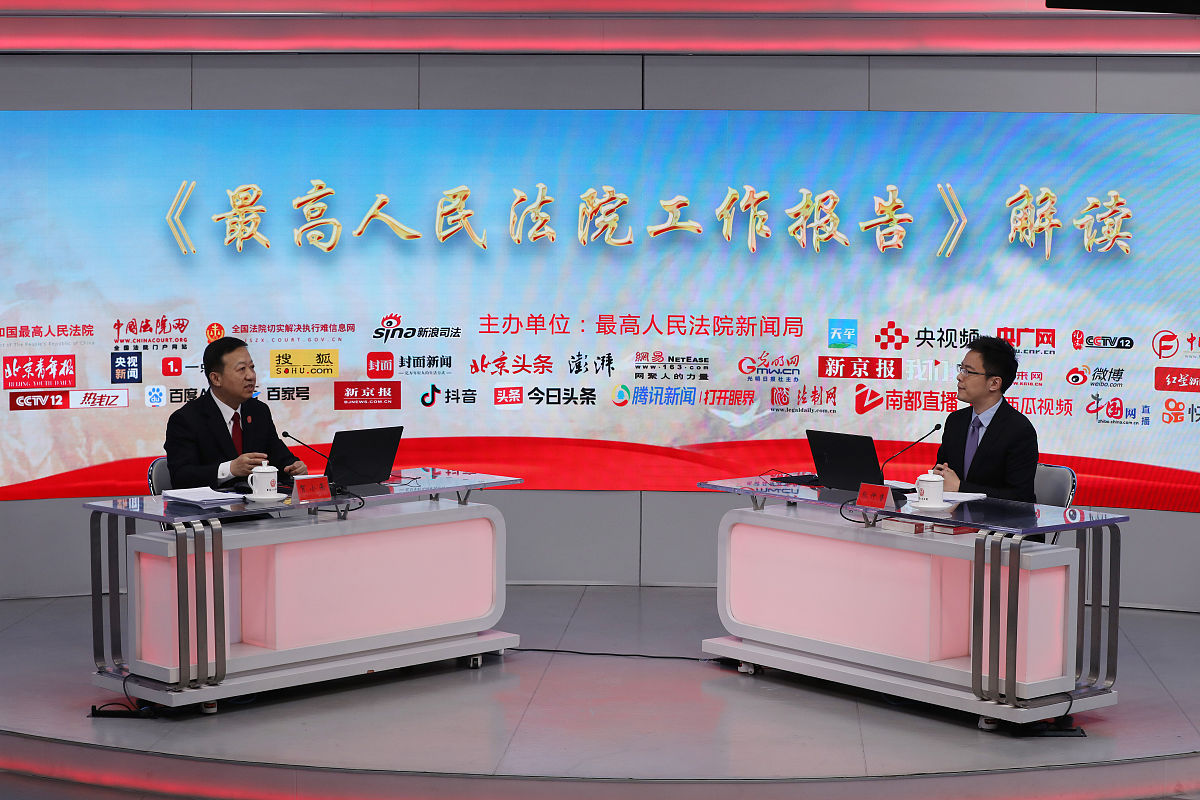 人民法院优化营商环境标语1 公正司法保障权益。2 打击侵权维护公平竞争。3 诚信经营共创和谐市场。4 法治营商共享发展。5 全心全意为企业服务。6 依法办案公正裁决。7 推动法律服务创新促进经济发展。8 诚信合作共同发展。9 法律保障企业稳步前行。10 法治环境营商环境优化。推进法治建设优化营商环境。11 依法保护知识产权促进创新发展。12 全力维护市场秩序营造公平竞争环境。13 诚信守法共建诚信