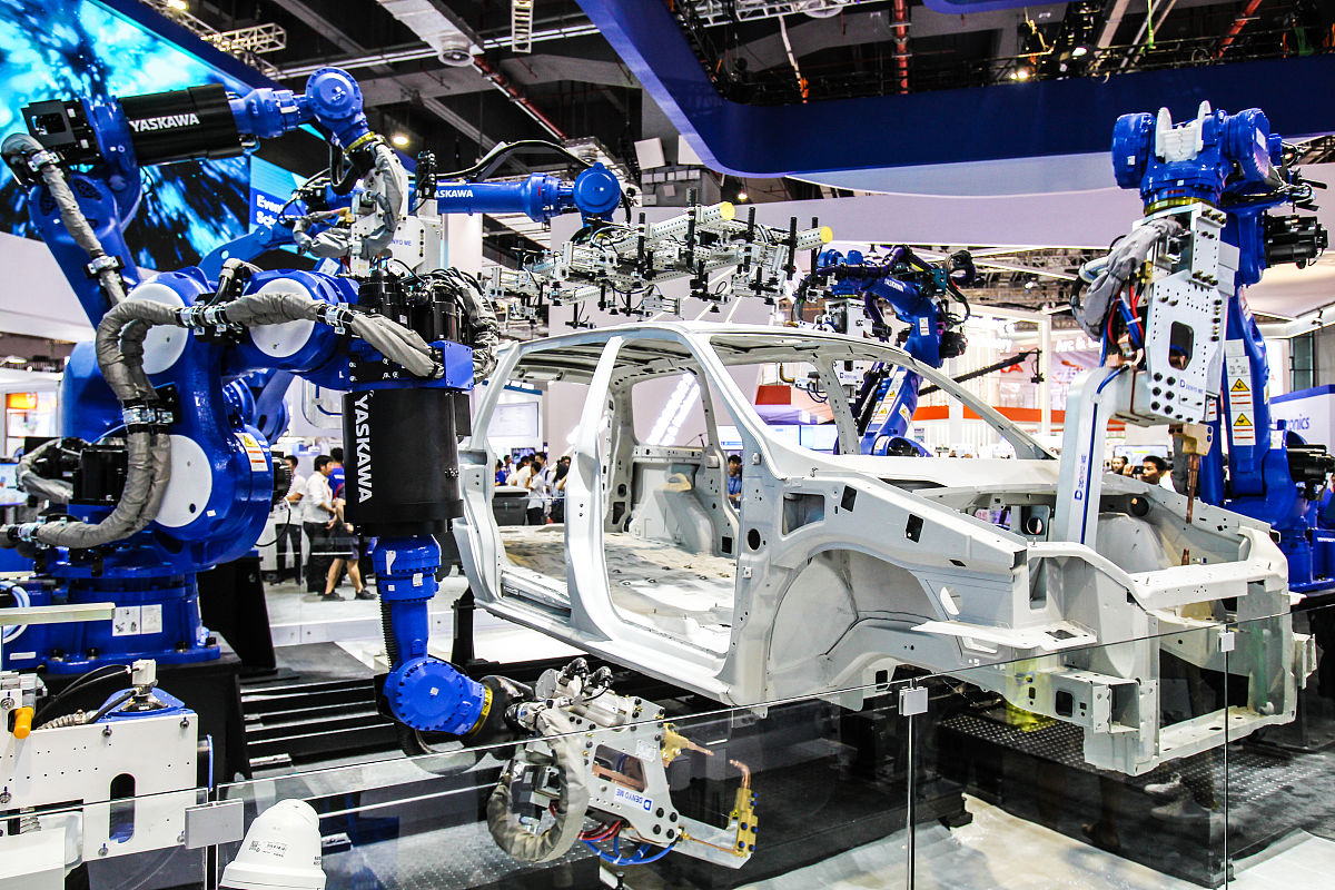 机器人控制代码解析：如何让机器人向左转？