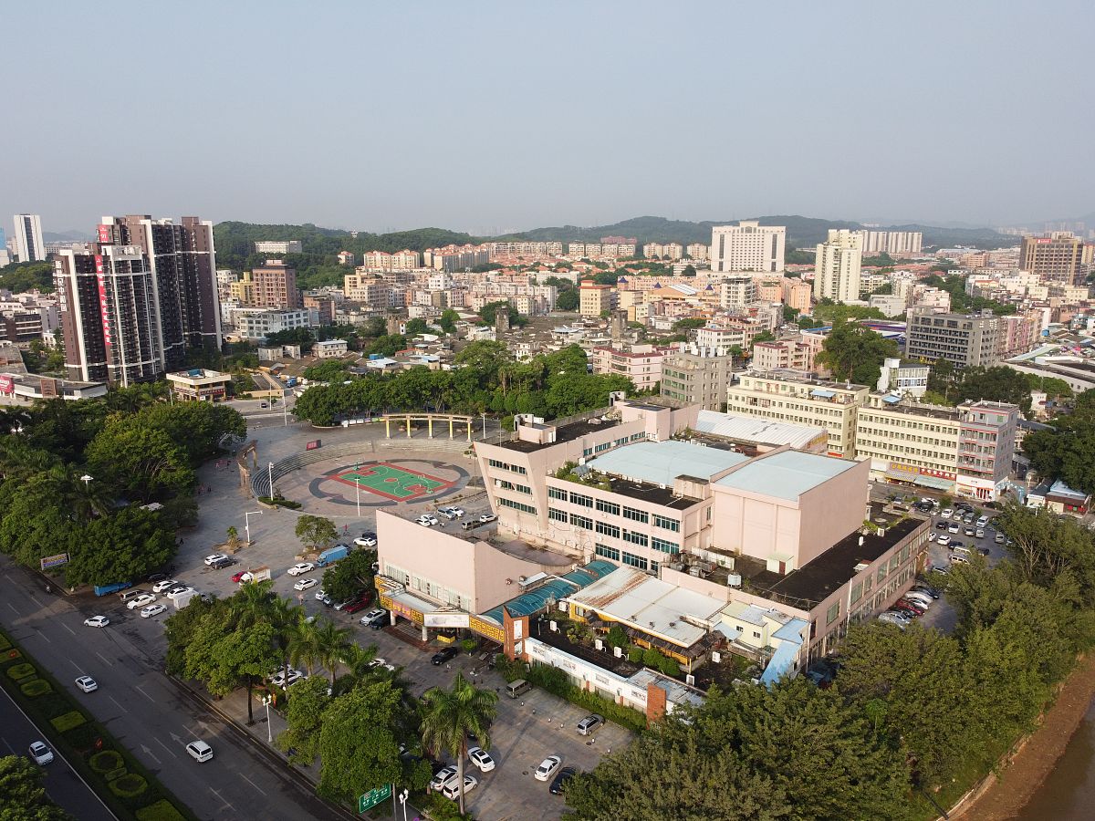2020年9月1日,广东省东莞市清溪镇的文广中心,文化广场.