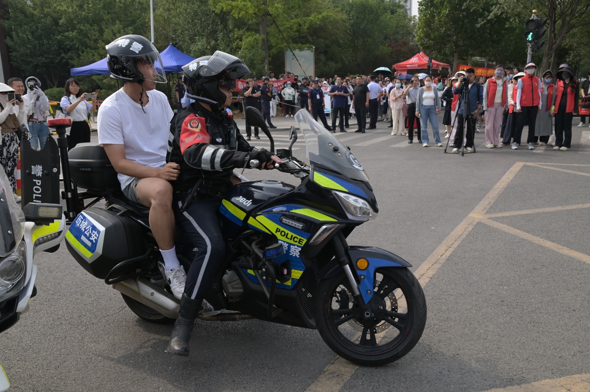 详细说说极客飒155摩托车