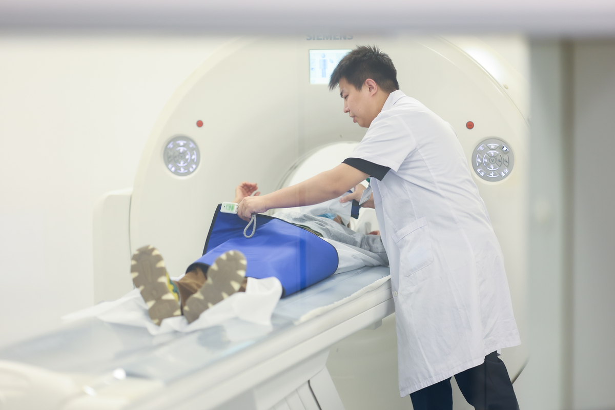 甲状腺癌怎么治疗