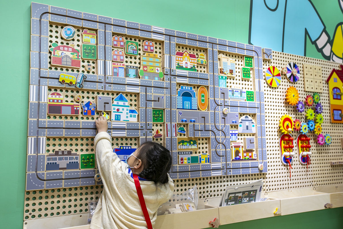 智能玩具制造编程语言