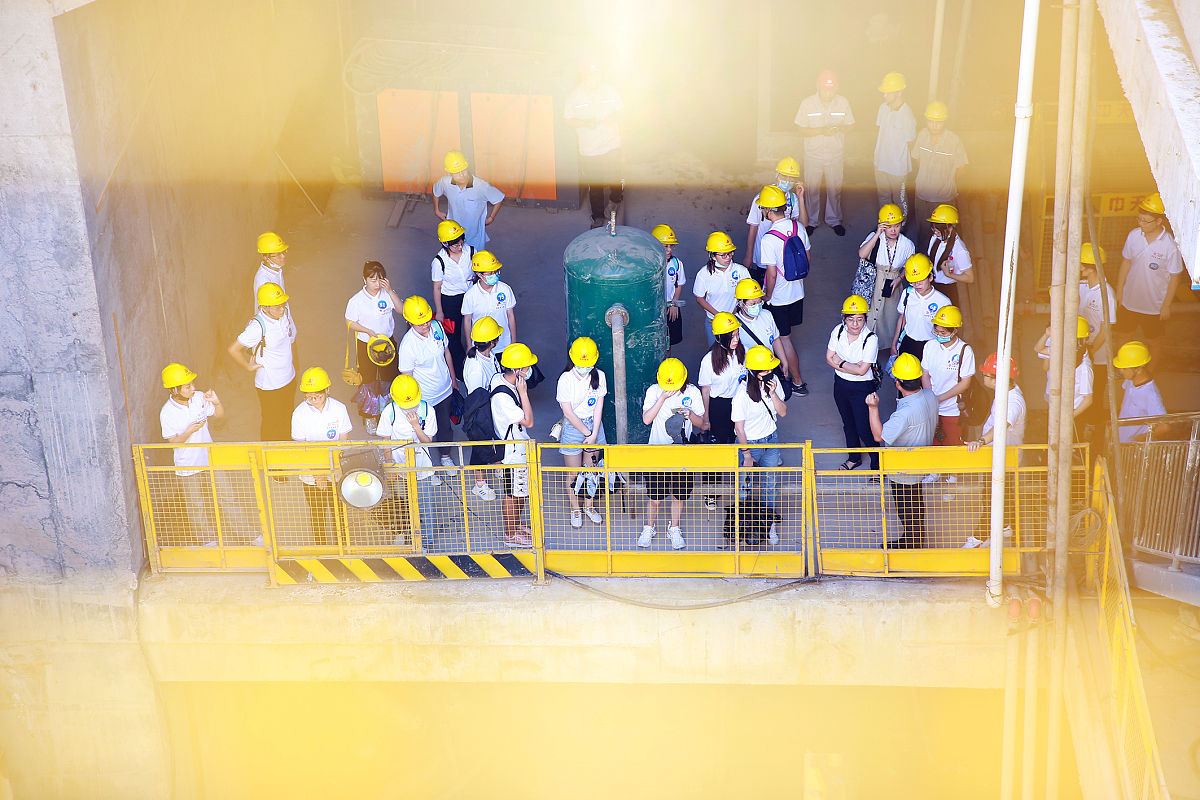 我的家乡：一个充满活力和魅力的地方