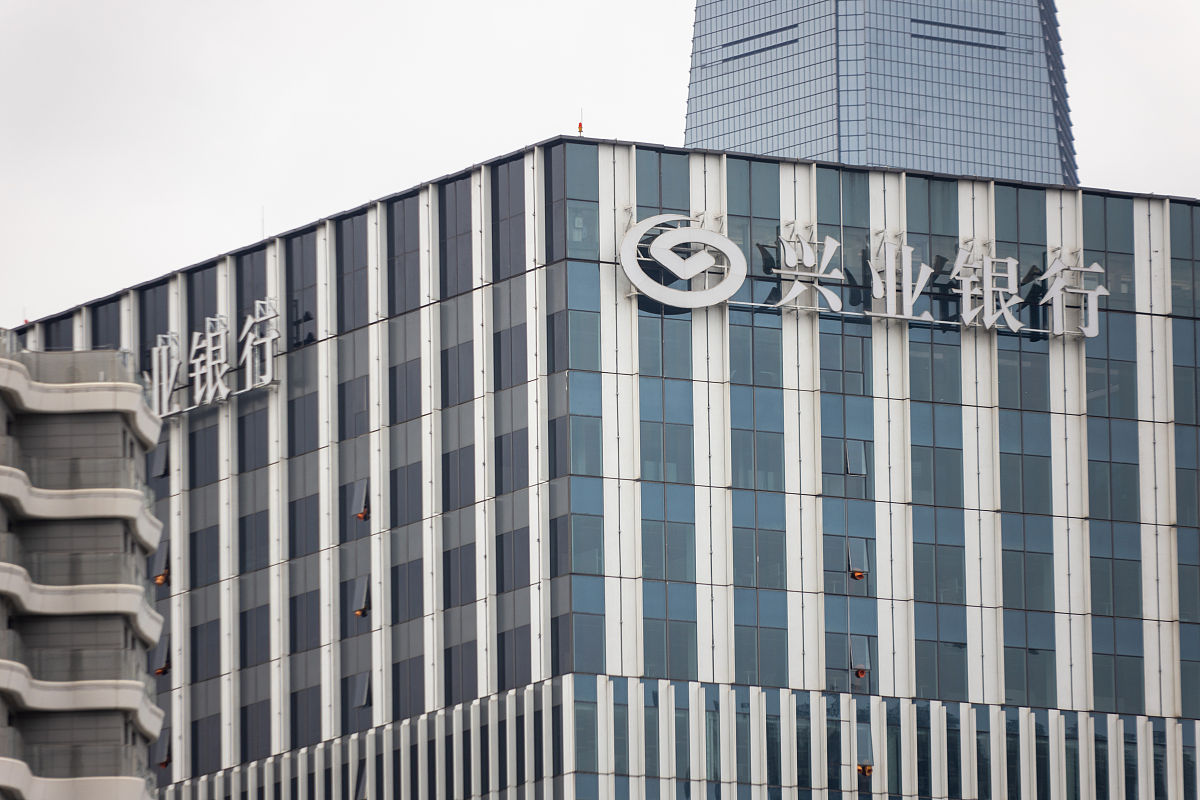 成都丰德万瑞中心有贷款中介吗回答加拓展