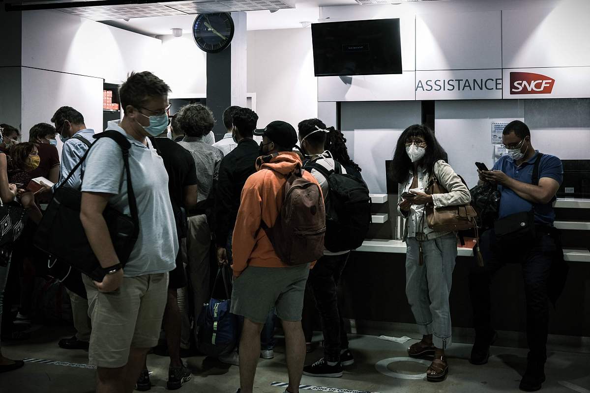 以下这段话如何换成另一种中文方式表达？制定特殊过程和关键工序的施工方案以及技术措施