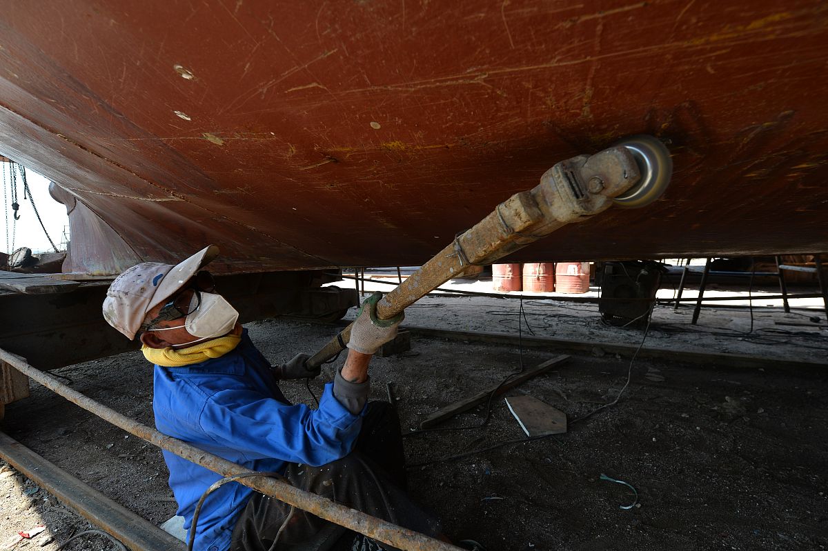 工程破坏形态及预防措施：弯曲、剪切、拉伸、压缩、剪切滑移、疲劳