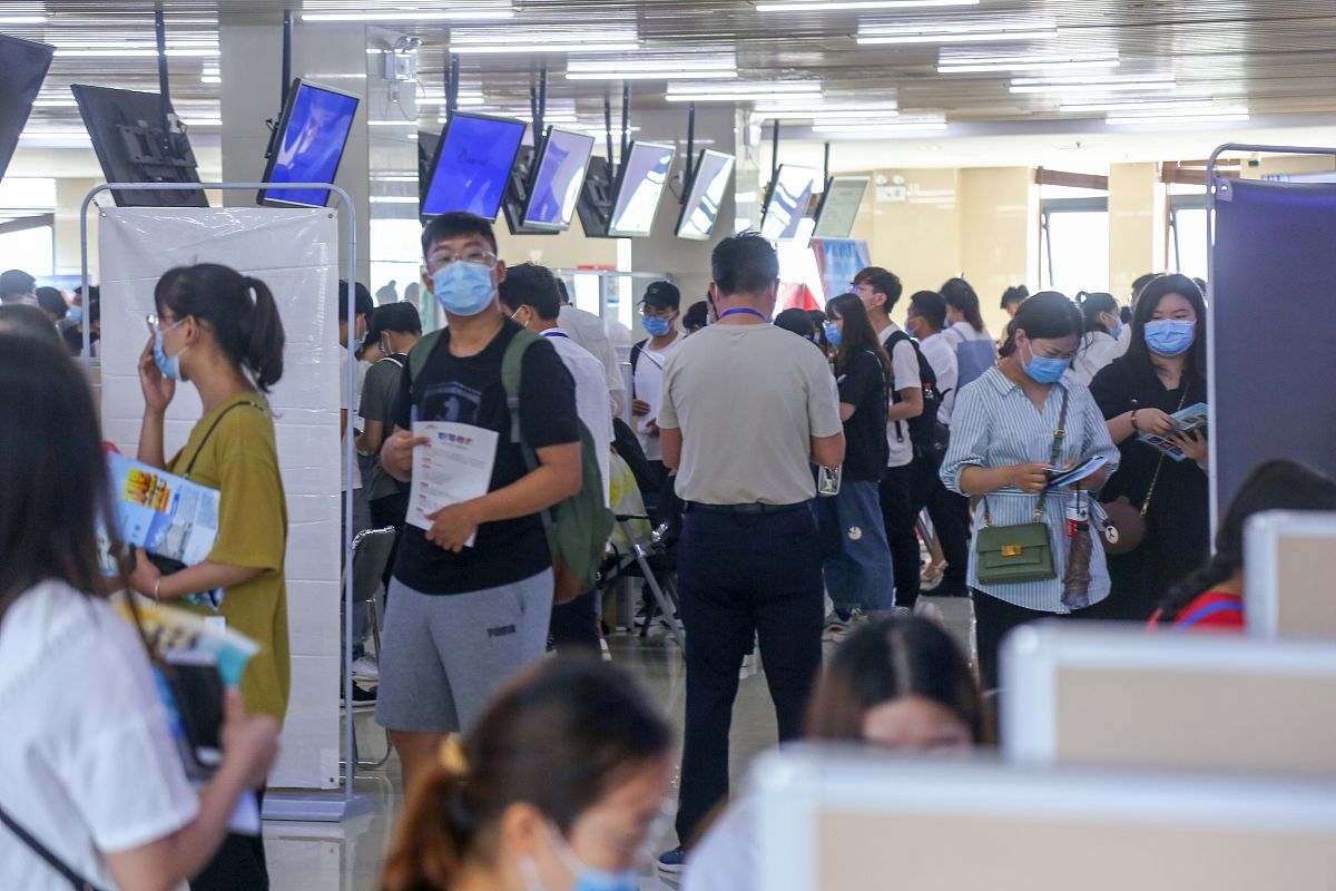 河北2023年高中毕业上中专学校什么专业好？就业前景分析