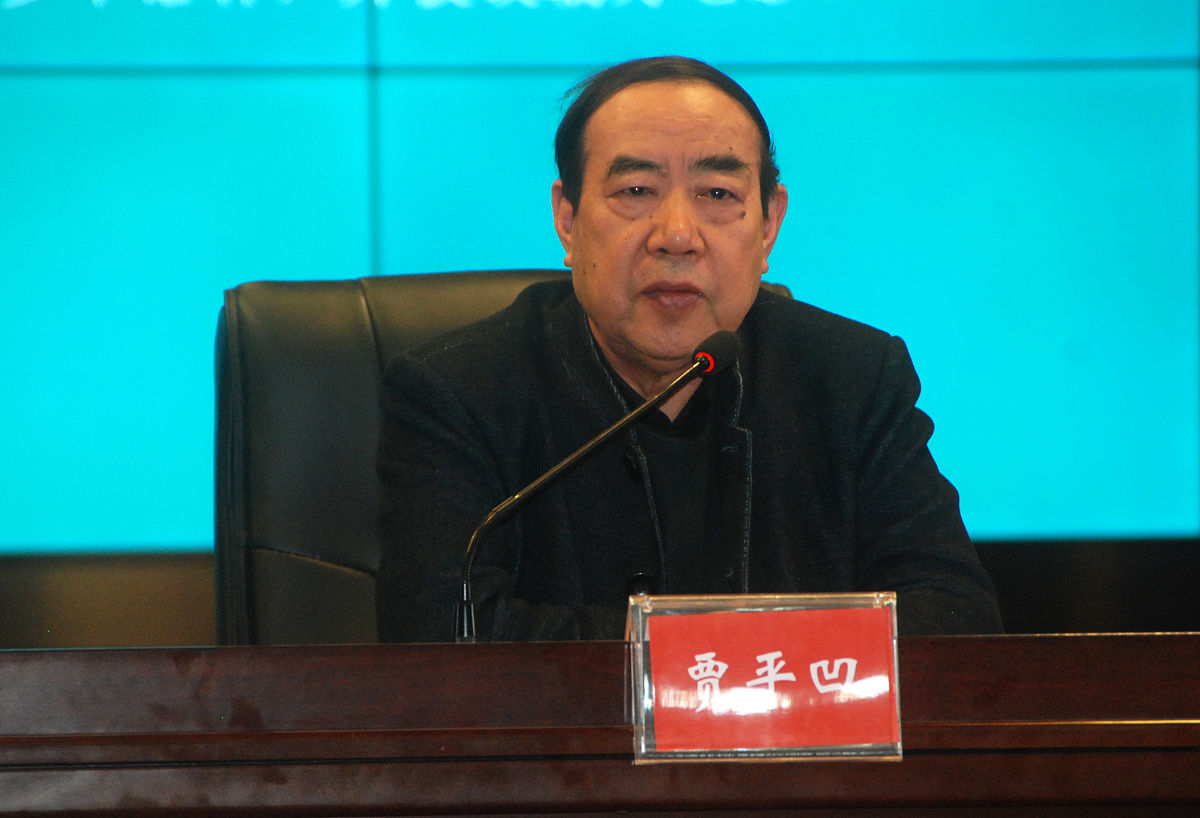 文学的堕落与新生：定义与探讨