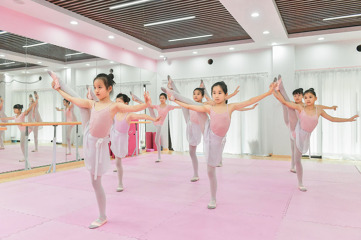 成都文化艺术学校哪个专业好？ - 详解热门专业及优势