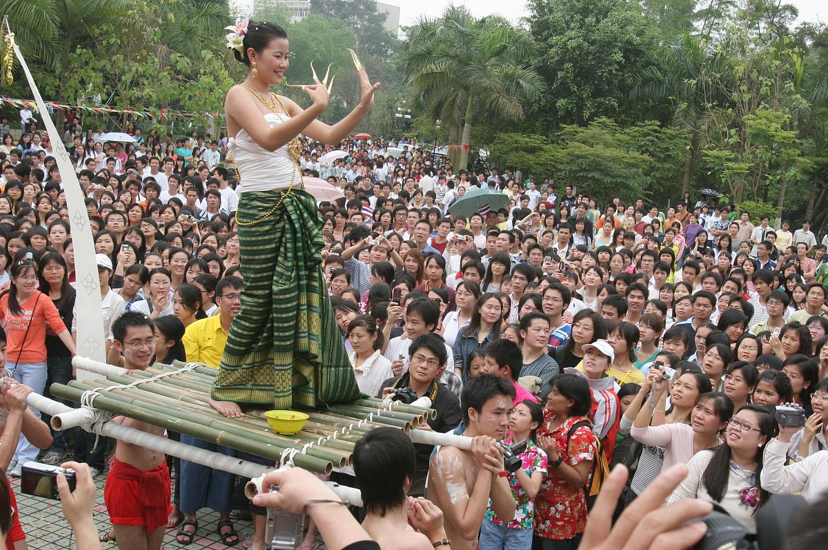 西双版纳职业技术学院傣医学专业招生：传承傣族传统医药文化