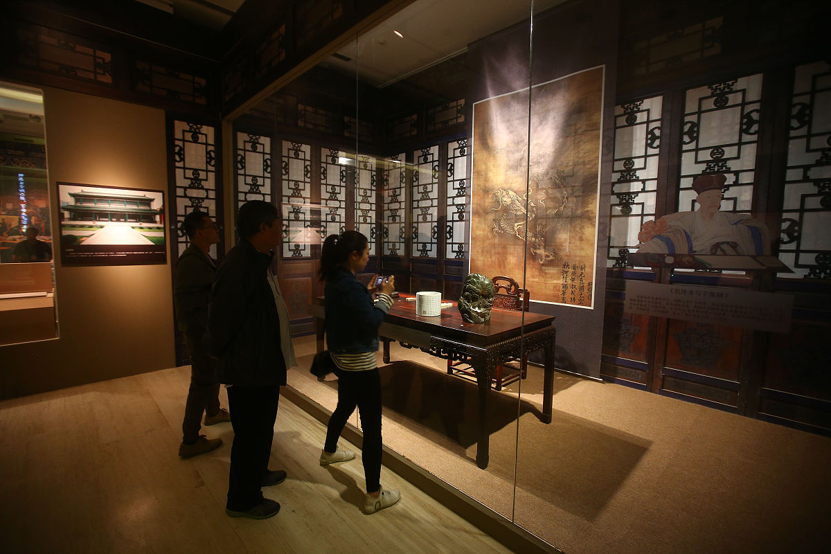 成都市文化艺术学校2018年收费标准 - 音乐、舞蹈、美术、表演专业学费一览