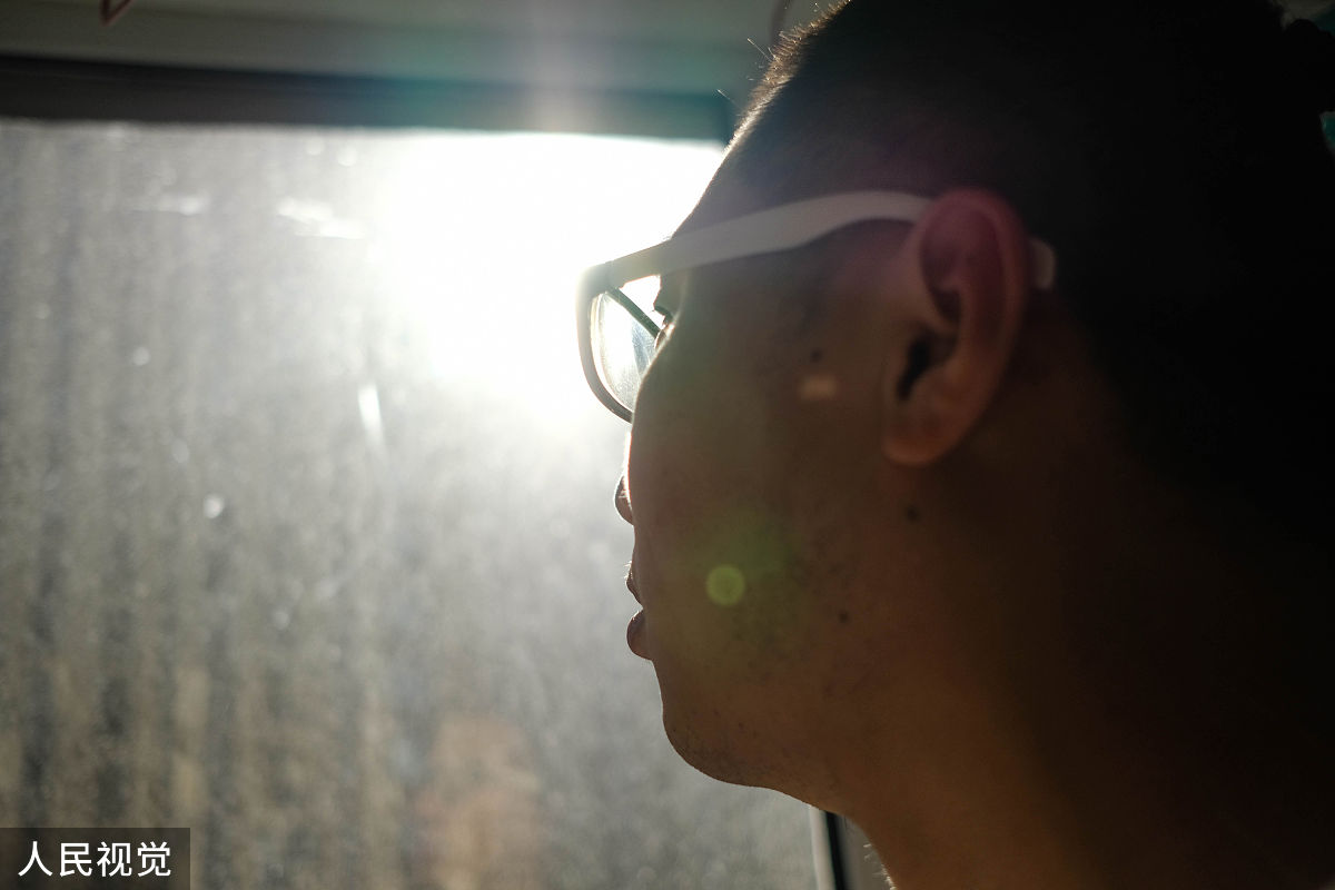 中国小说作家：言情、修仙、都市、冒险、探险、盗墓、玄幻，尽情提问！