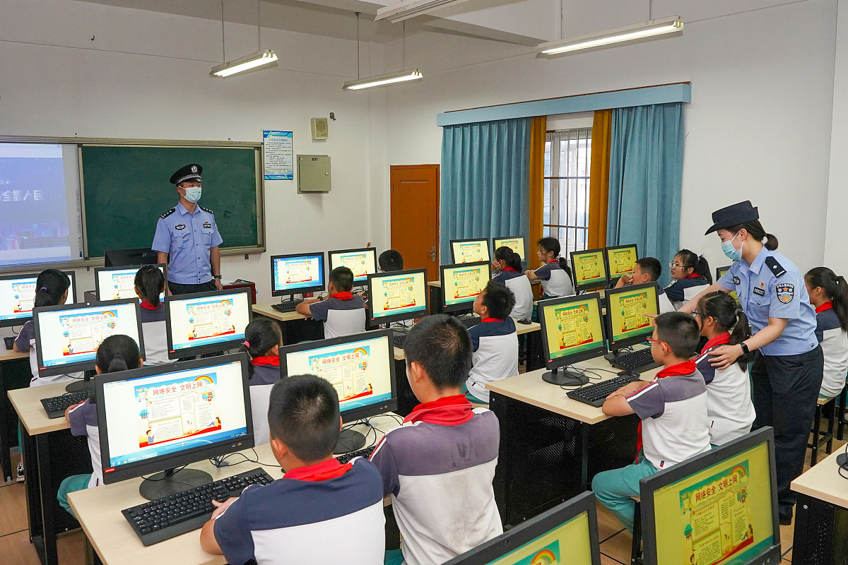 营口市经济技术学校开展网络安全宣传活动