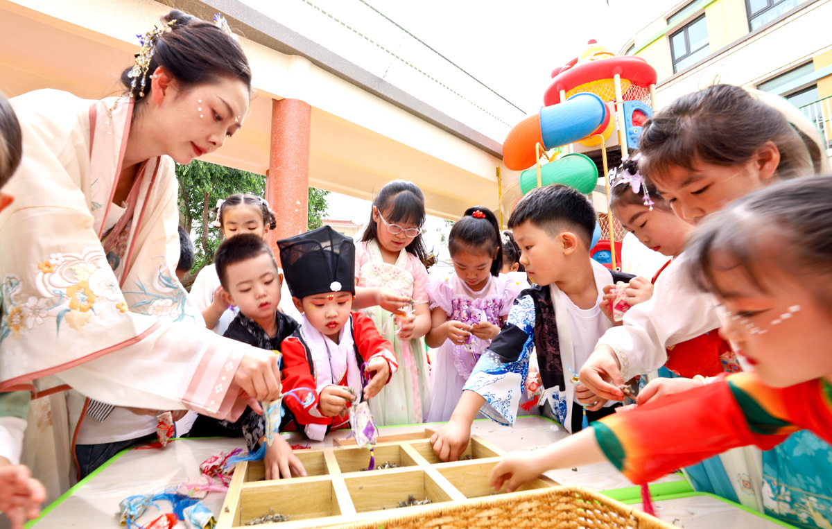 幼儿园传统文化教育个案研究：课程设计、实施及影响