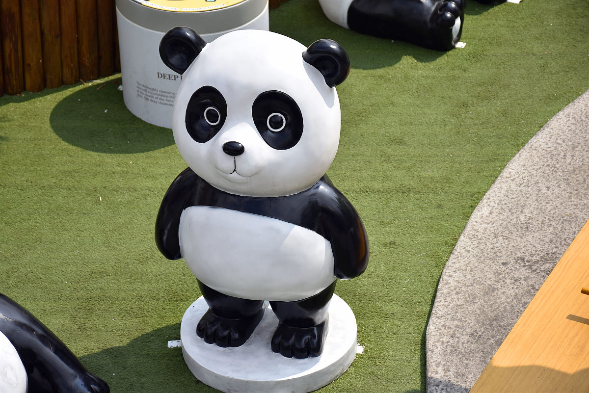 熊猫积木玩具：培养儿童创造力与专注力的益智玩具