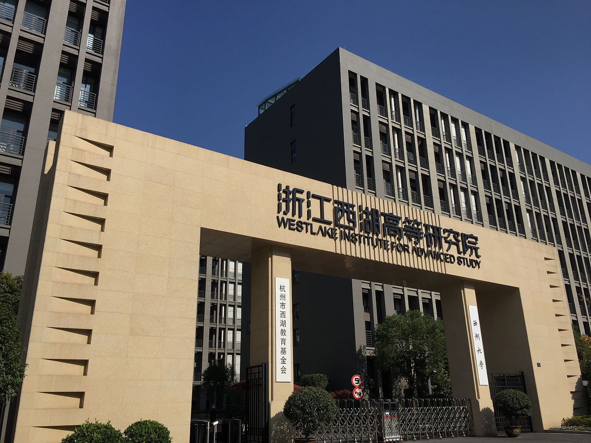 贵州省广播电影电视学校招生：培养广播电影电视人才的摇篮