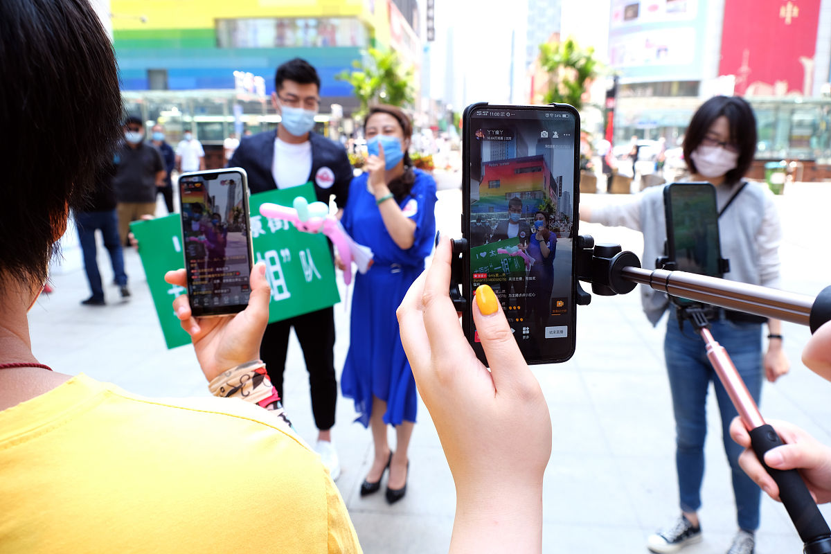 抖音直播间互动秘诀：干货话术助你爆火